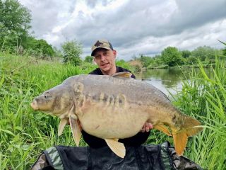 Klenot z řeky pro Honzu 👌👌👌 Tady není třeba slov 💣💣💣 #carpsonbaits #boiliesztřebíče #CB3 #cbrodina #kapřijenomkapři